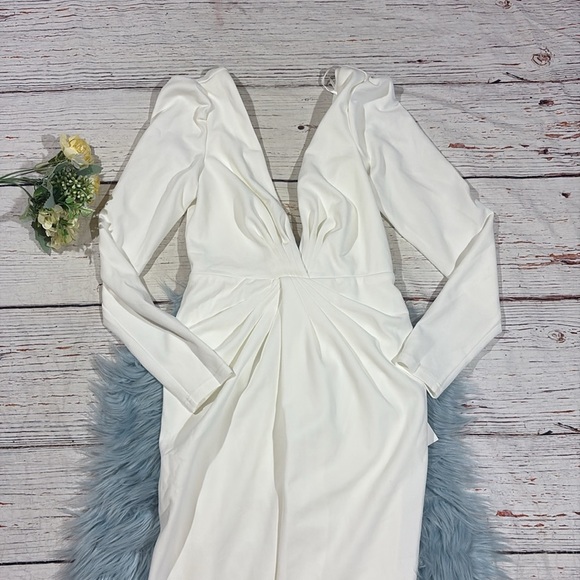 NWT Lulus Stunning Romance White Long Sleeve Mermaid Maxi Dress - Picture 5 of 10